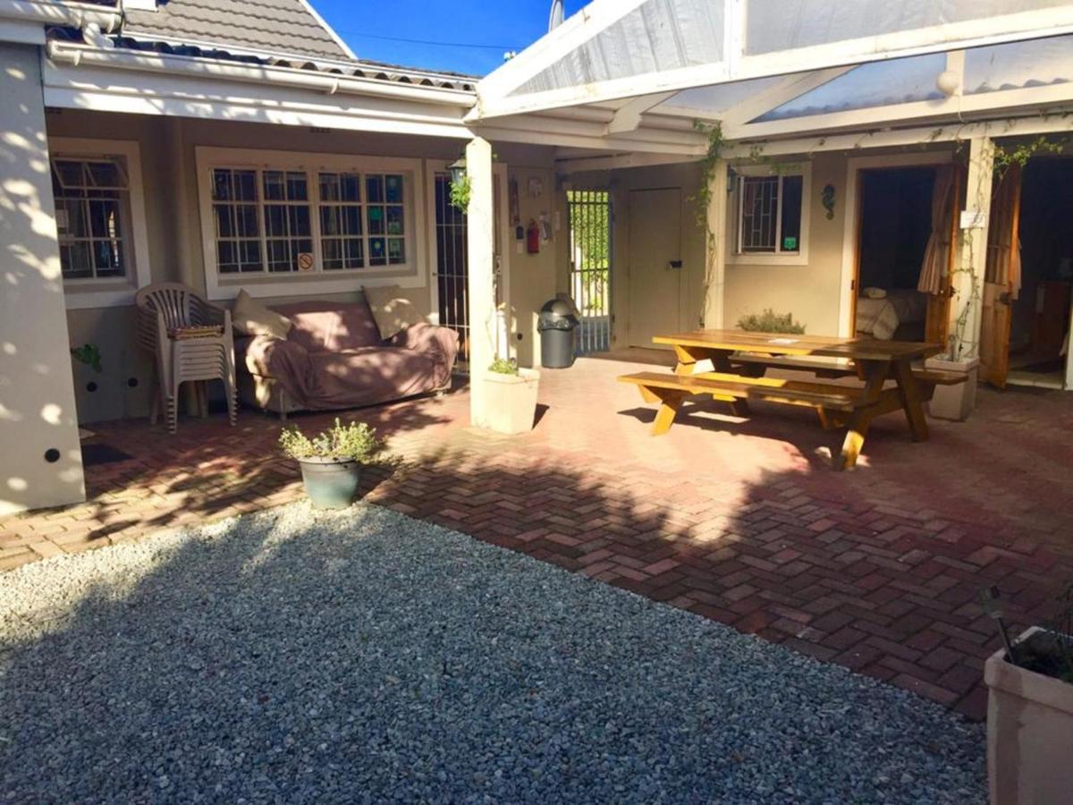 Jembjo'S Knysna Lodge & Backpackers Ngoại thất bức ảnh