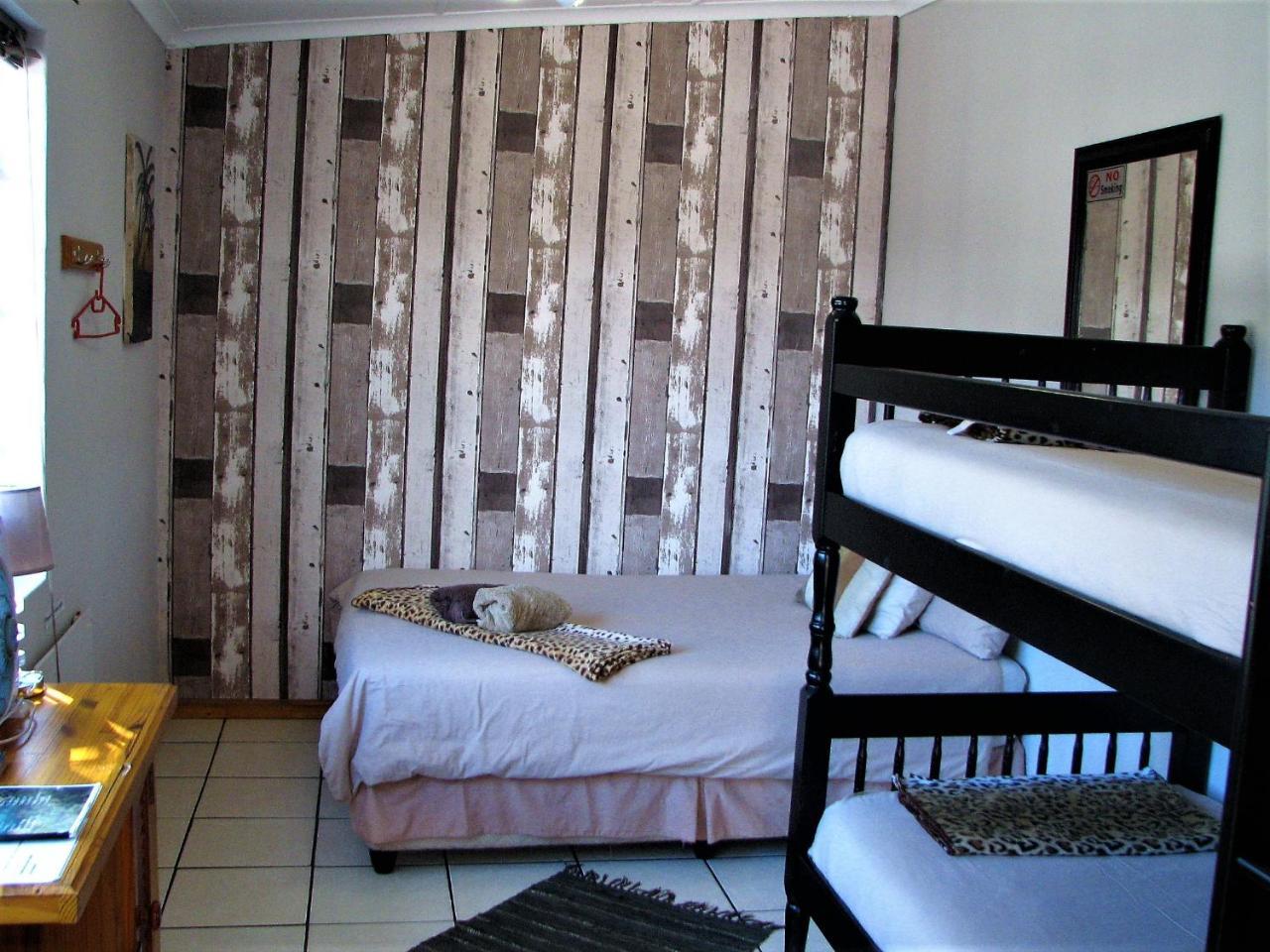 Jembjo'S Knysna Lodge & Backpackers Ngoại thất bức ảnh
