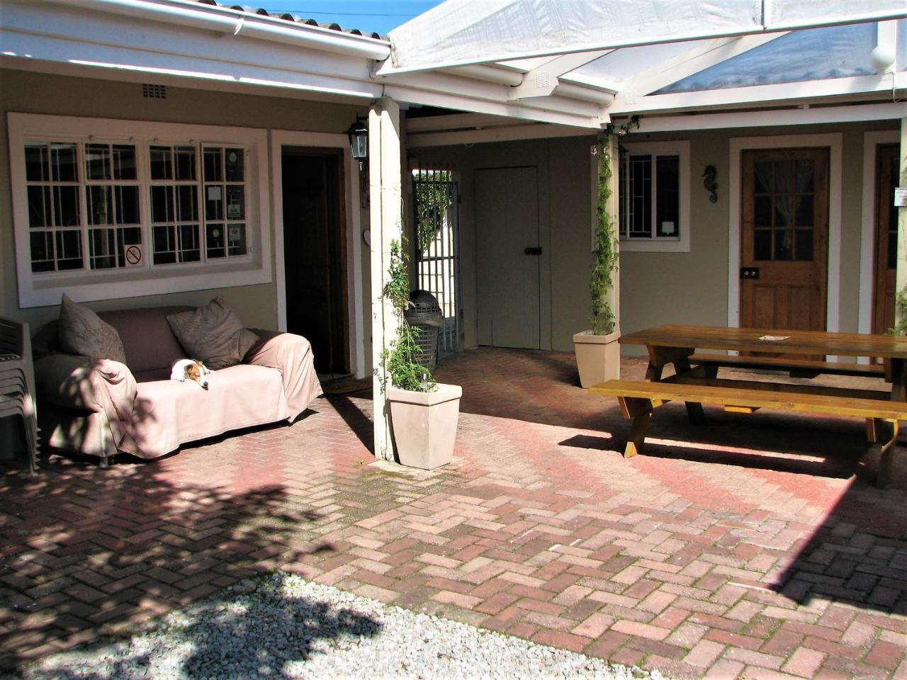 Jembjo'S Knysna Lodge & Backpackers Ngoại thất bức ảnh