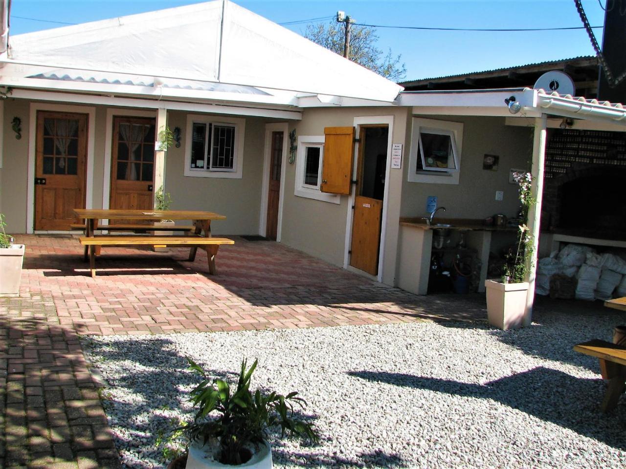 Jembjo'S Knysna Lodge & Backpackers Ngoại thất bức ảnh